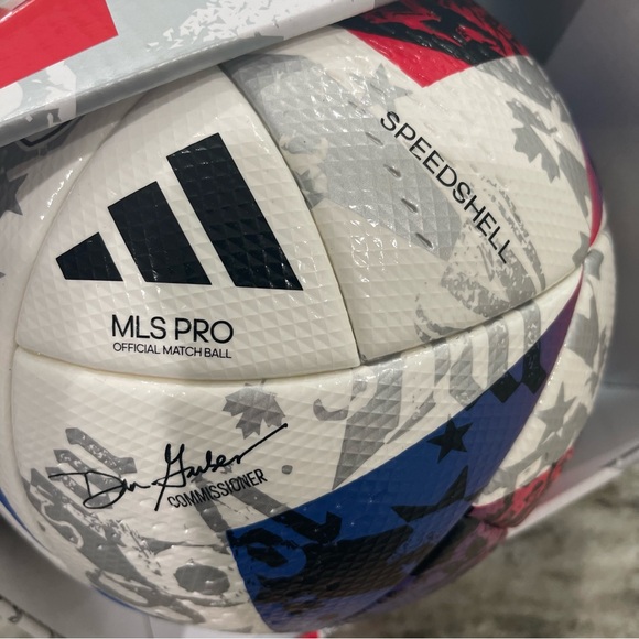 Adidas 2023 MLS Pro Match Soccer Ball Size 5 HT9026 MSRP $170 NEW - Picture 8 of 8